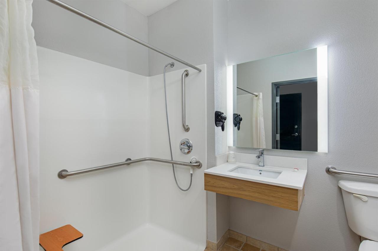 Microtel Inn & Suites By Wyndham Manchester - Newly Renovated Exterior foto