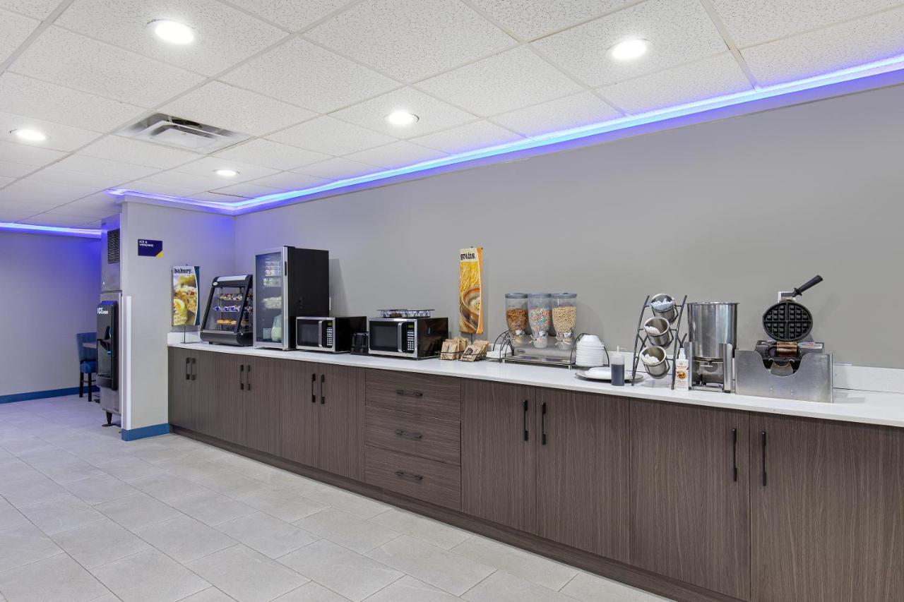 Microtel Inn & Suites By Wyndham Manchester - Newly Renovated Exterior foto