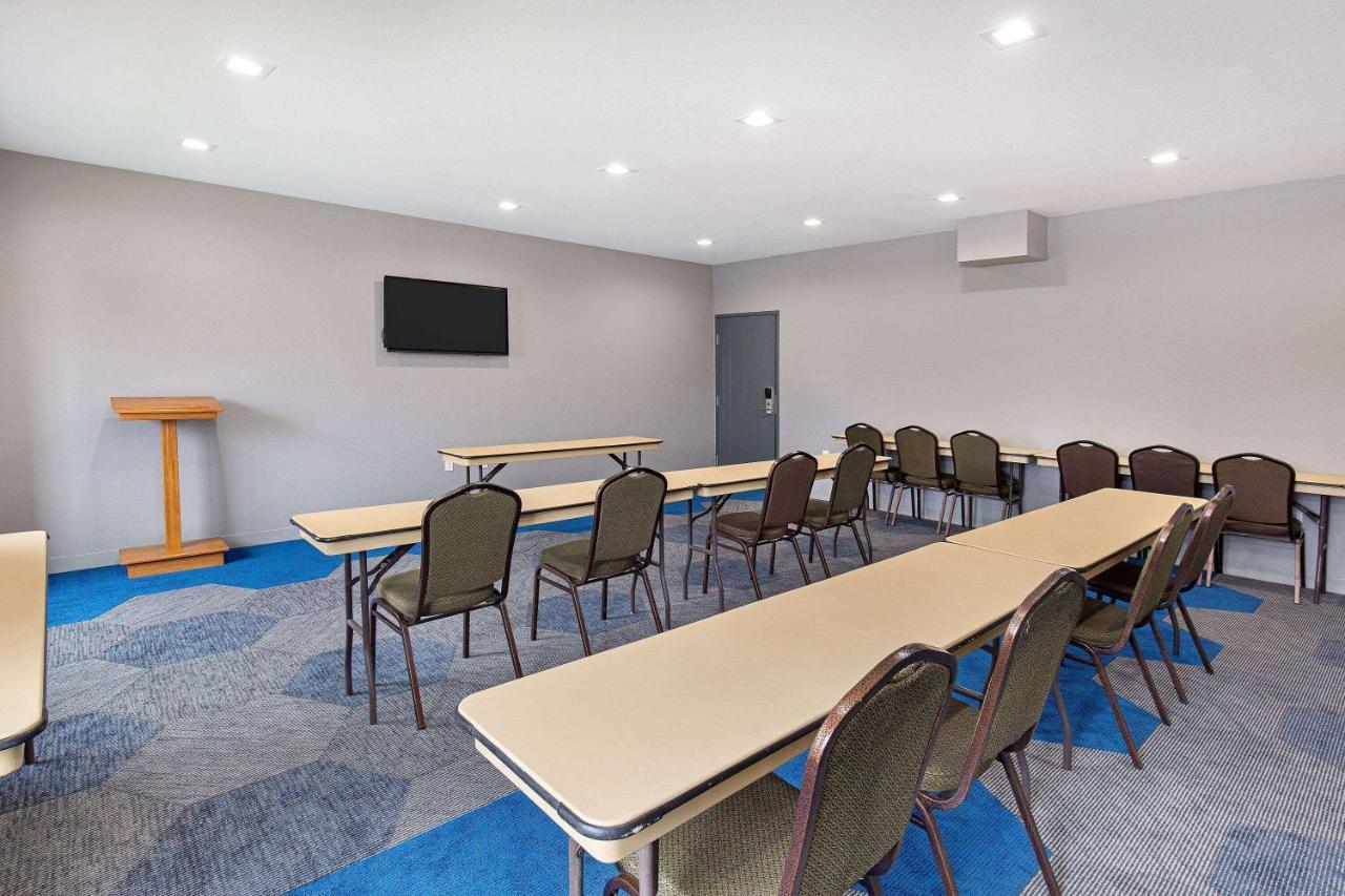 Microtel Inn & Suites By Wyndham Manchester - Newly Renovated Exterior foto